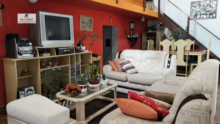 Casa à venda com 3 quartos, 250m² - Foto 6