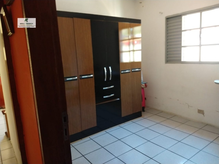 Casa à venda com 2 quartos, 250m² - Foto 5