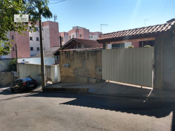 Casa à venda com 2 quartos, 250m² - Foto 13