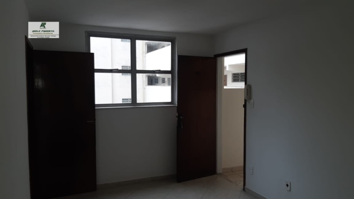 Apartamento à venda com 2 quartos, 62m² - Foto 11