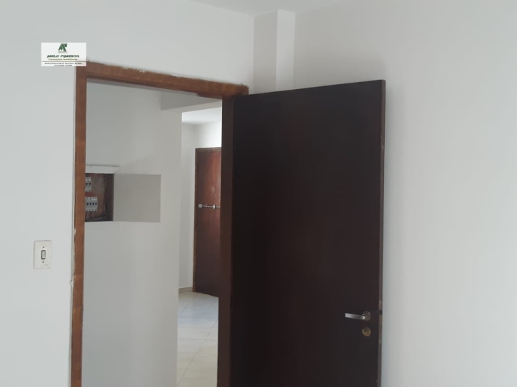 Apartamento à venda com 2 quartos, 62m² - Foto 12