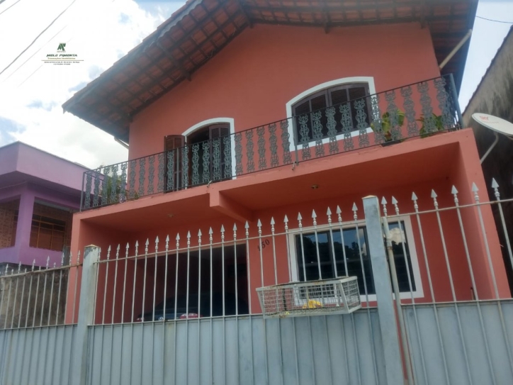 Sobrado à venda com 3 quartos, 250m² - Foto 1