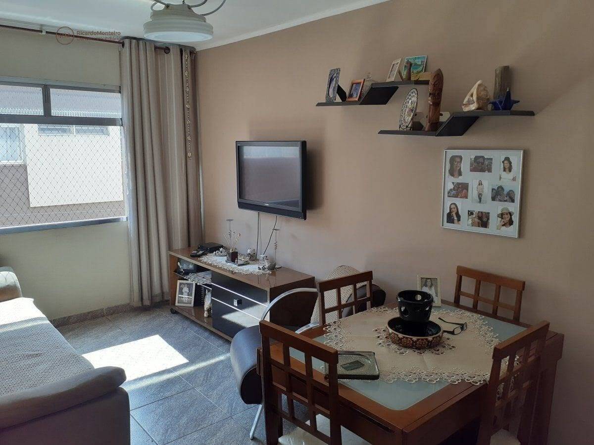 Apartamento à venda com 2 quartos, 69m² - Foto 13