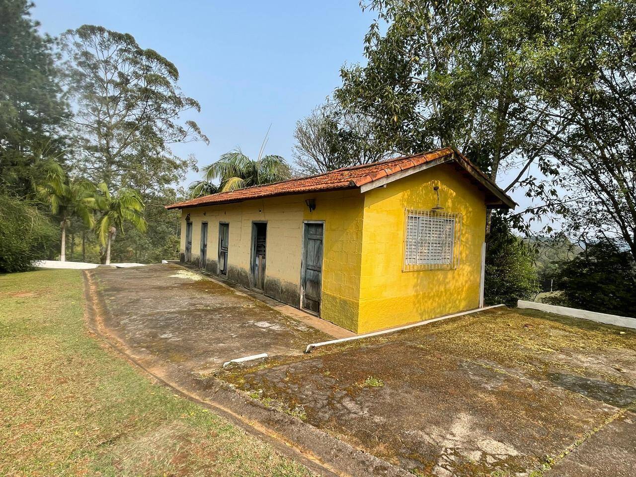 Fazenda à venda com 5 quartos, 15000m² - Foto 32