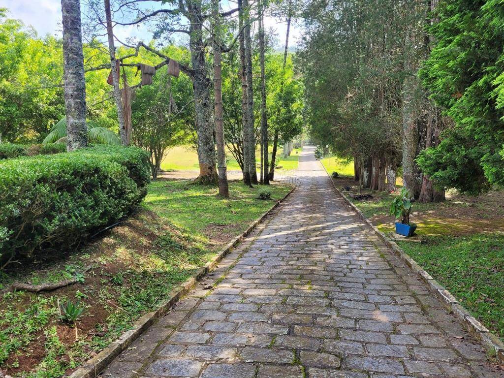 Fazenda à venda com 6 quartos, 1900m² - Foto 5