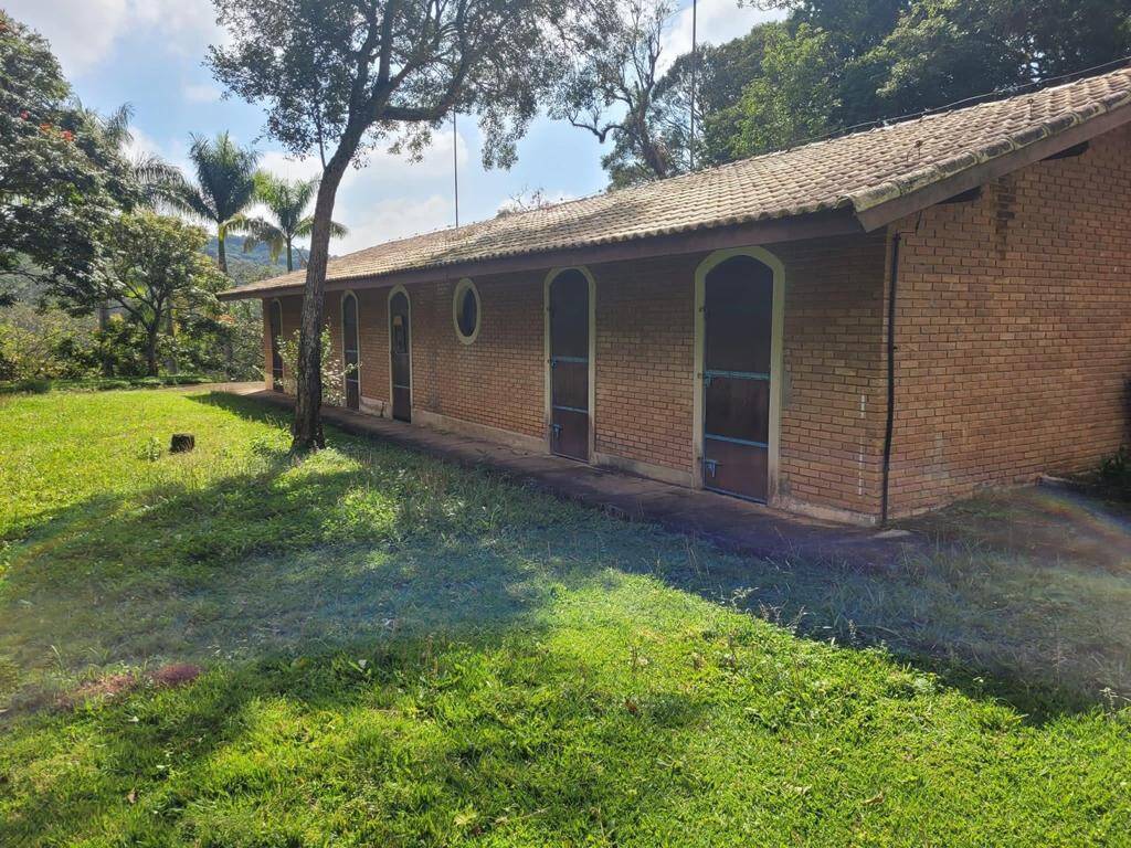 Fazenda à venda com 6 quartos, 1900m² - Foto 7