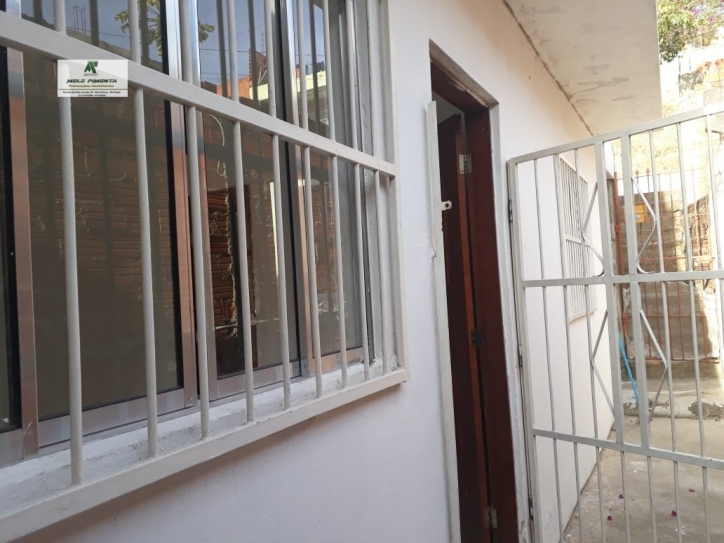 Casa à venda com 3 quartos, 250m² - Foto 4