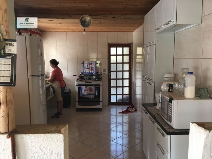 Fazenda à venda com 2 quartos, 2500m² - Foto 8