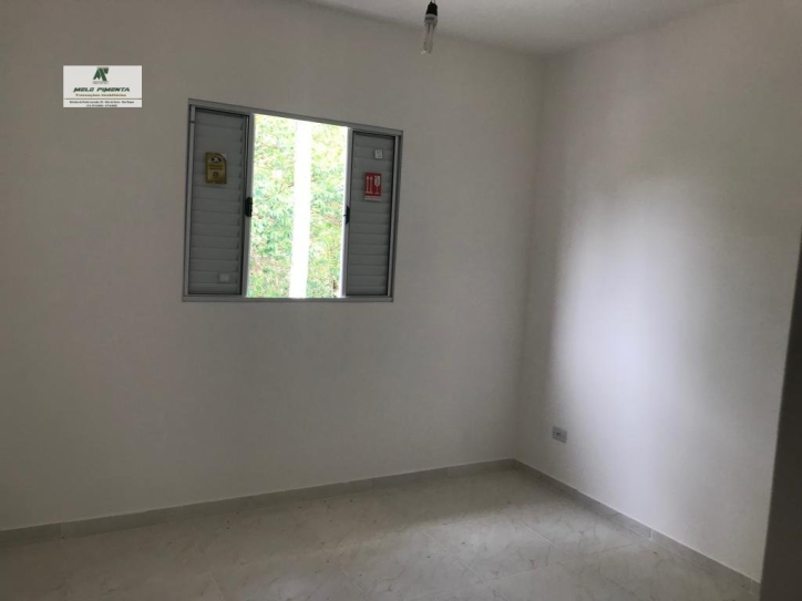 Casa à venda com 2 quartos, 150m² - Foto 3