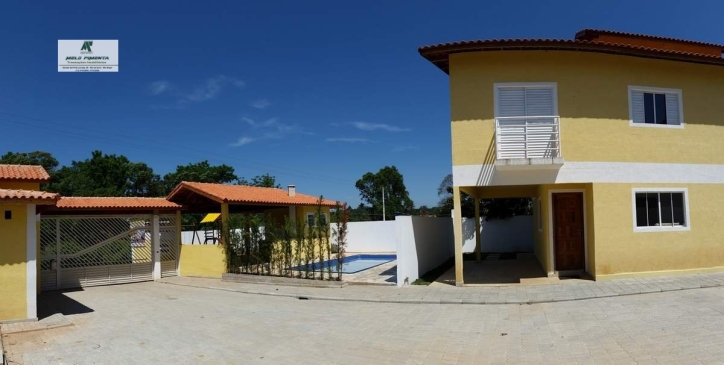 Casa à venda com 3 quartos, 96m² - Foto 4