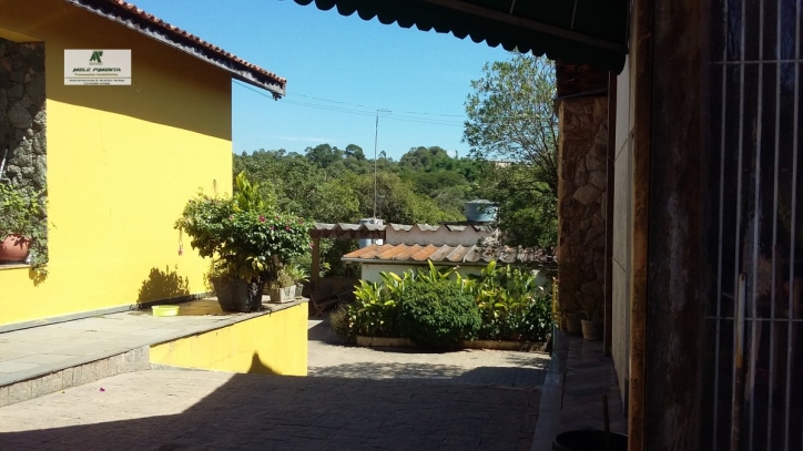 Fazenda à venda com 3 quartos, 400m² - Foto 4